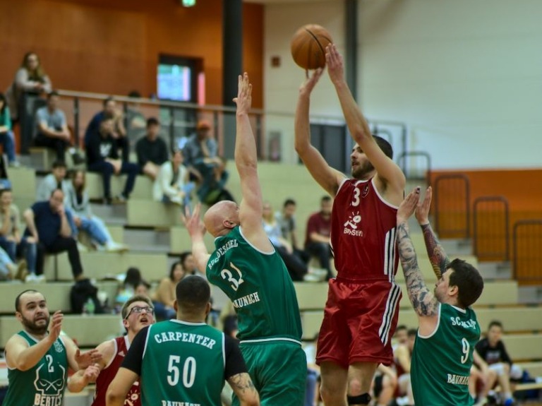 Mehr über den Artikel erfahren Finaltag der Basketballer in Eggolsheim